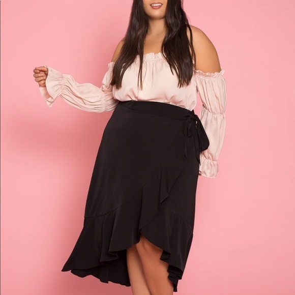🖤RESERVED🖤SELENA SWING STYLE STAPLE SKIRT NWT🖤 - Picture 4 of 8